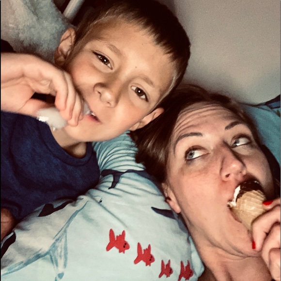 Meet your Posher, Rachel - Picture 2 of 2